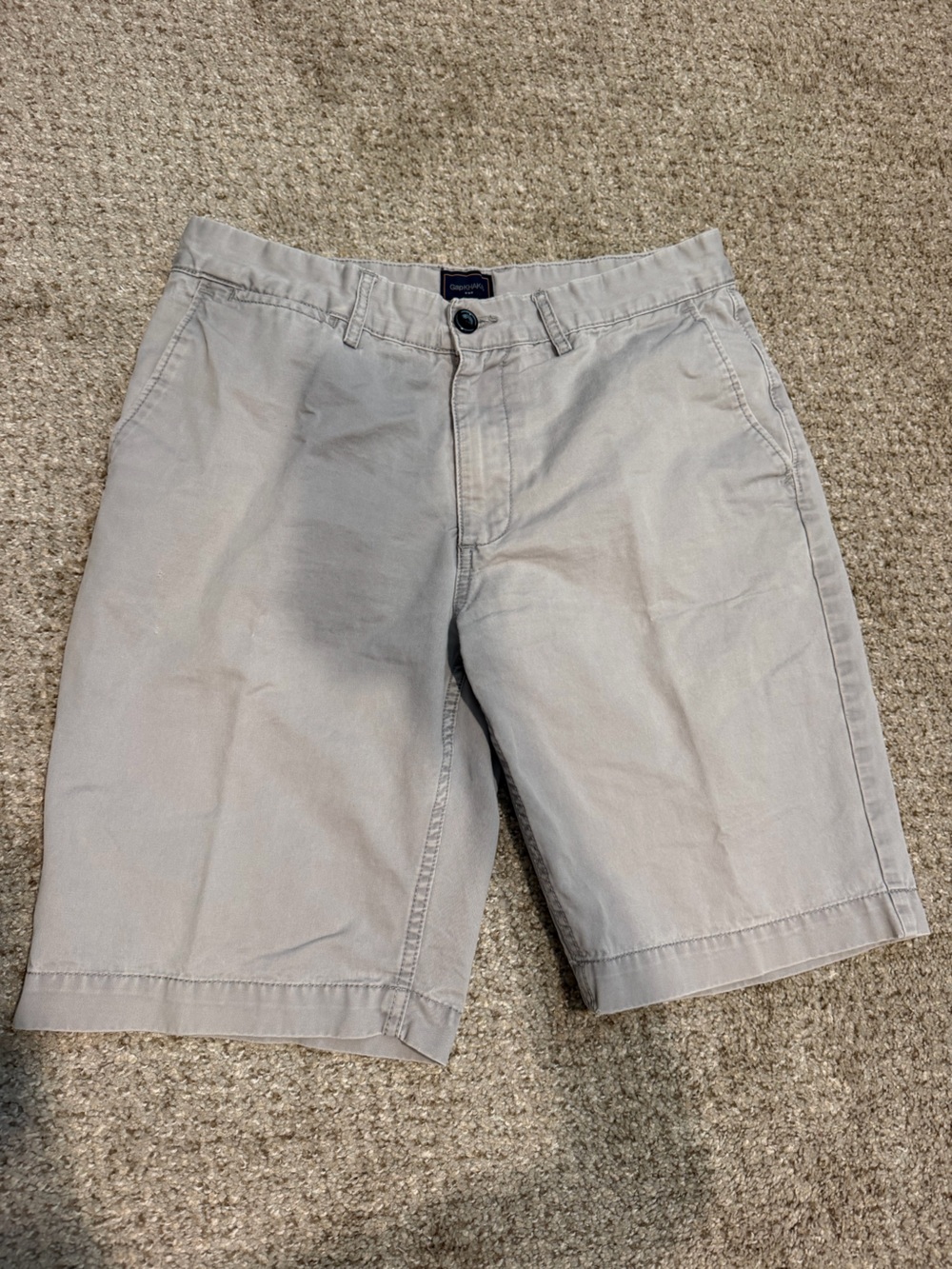 GAP Men's Chino Shorts - Light Tan